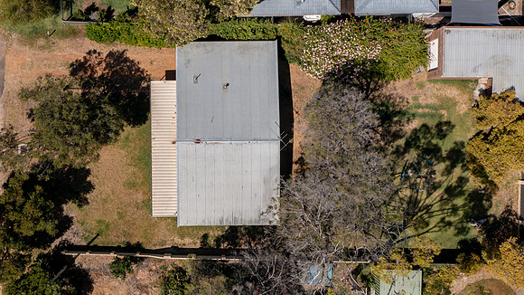 28 PEPPERMINT GROVE 001