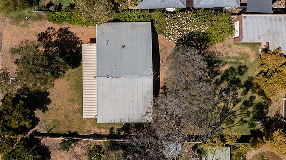 28 PEPPERMINT GROVE 001